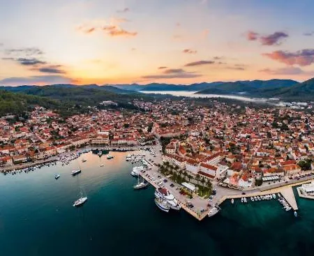 Aquamare Vela Luka